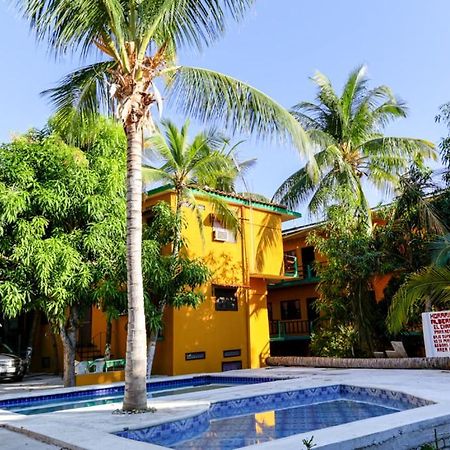 Hotel Posada Playa Manzanillo بويرتو إسكونديدو المظهر الخارجي الصورة