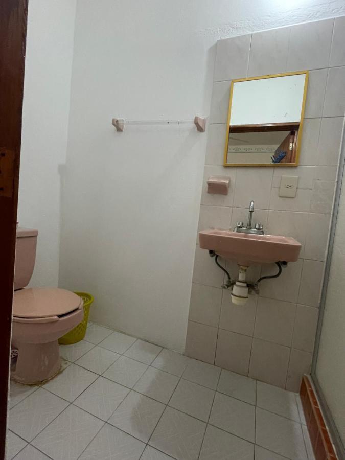 Hotel Posada Playa Manzanillo بويرتو إسكونديدو المظهر الخارجي الصورة