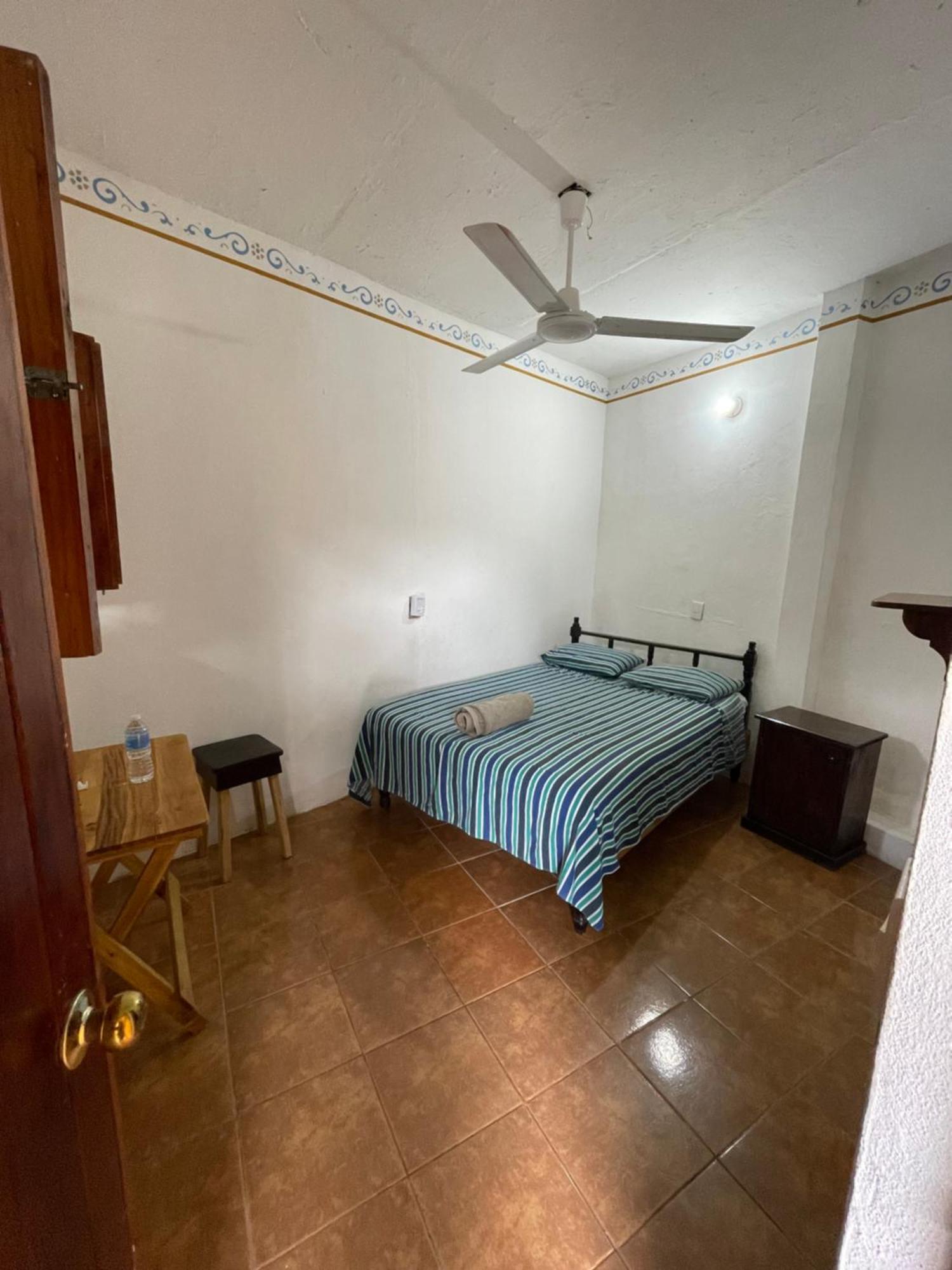 Hotel Posada Playa Manzanillo بويرتو إسكونديدو المظهر الخارجي الصورة
