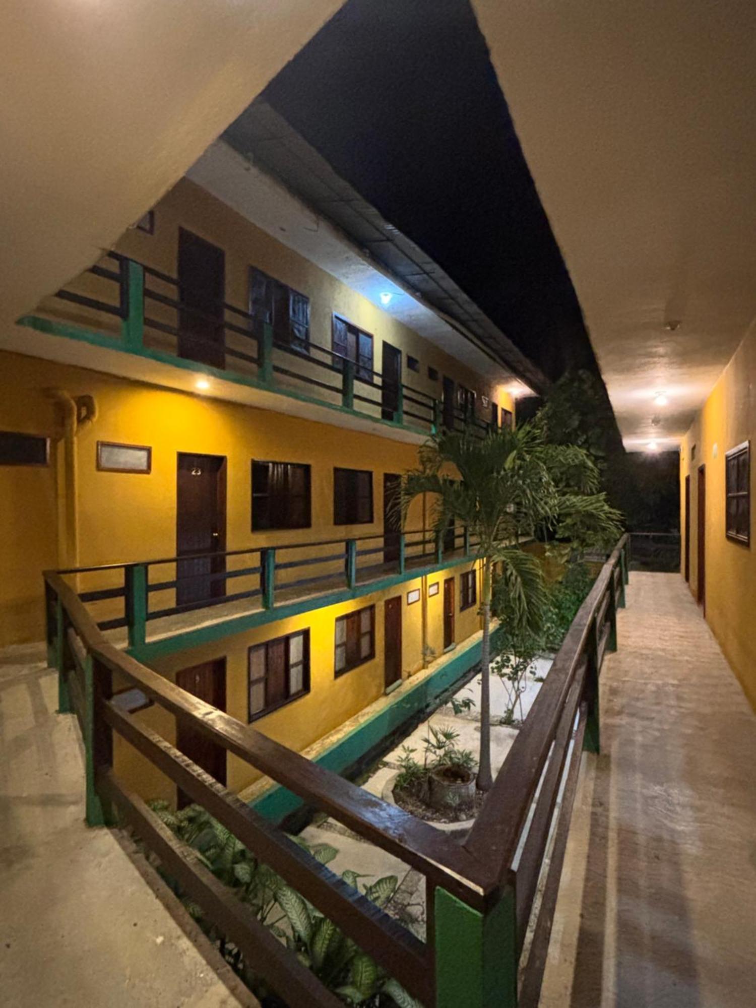 Hotel Posada Playa Manzanillo بويرتو إسكونديدو المظهر الخارجي الصورة